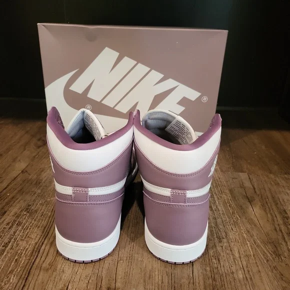 Jordan 1 Retro High OG Mauve - Picture 3 of 12